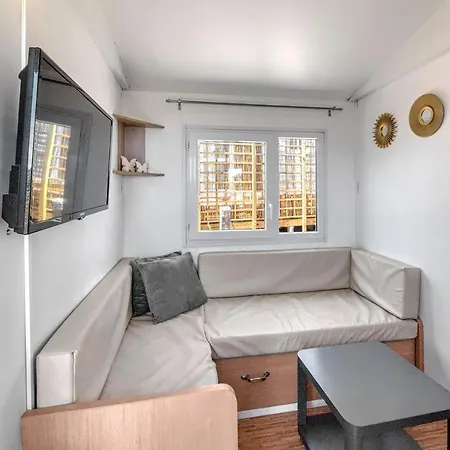 Casa Amarela-tiny House With Fantastic View-pool And Close To The Beaches Holiday home